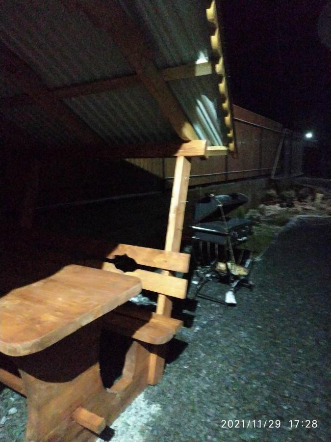 Nestg Guest House Pilipets المظهر الخارجي الصورة